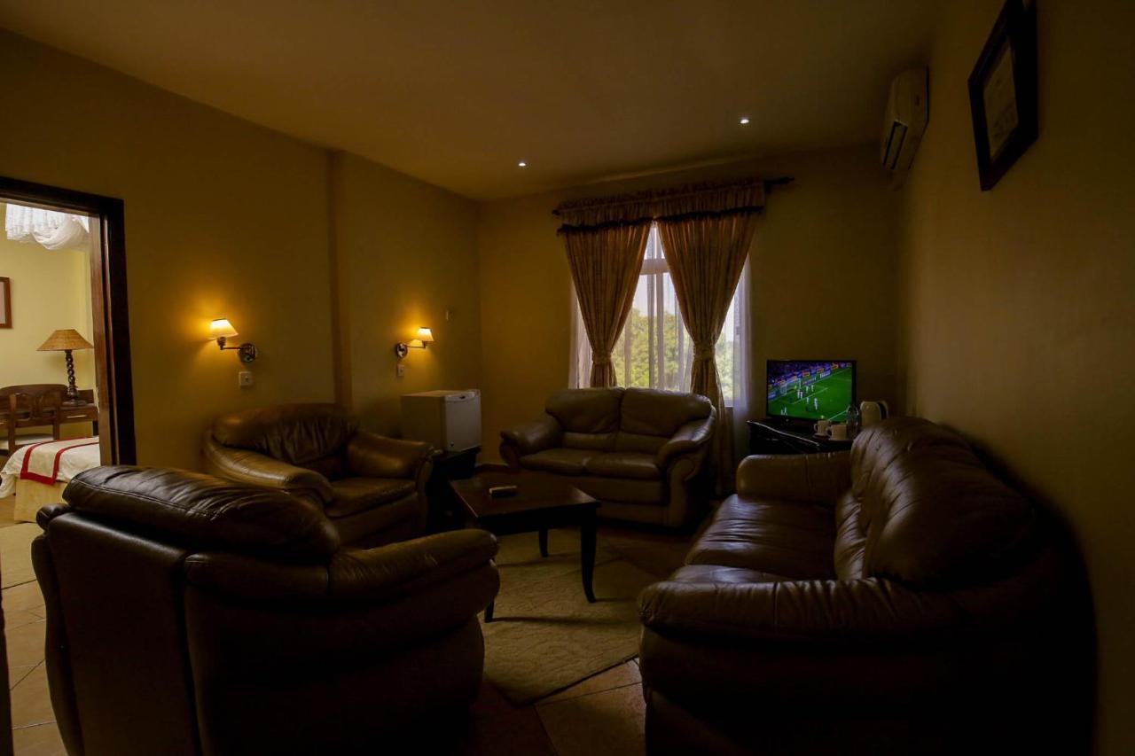 New Safari Hotel Аруша Екстериор снимка