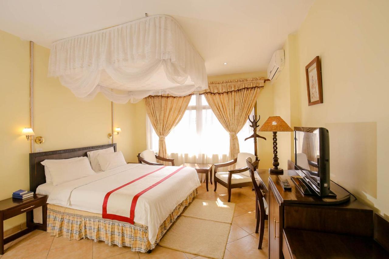 New Safari Hotel Аруша Екстериор снимка