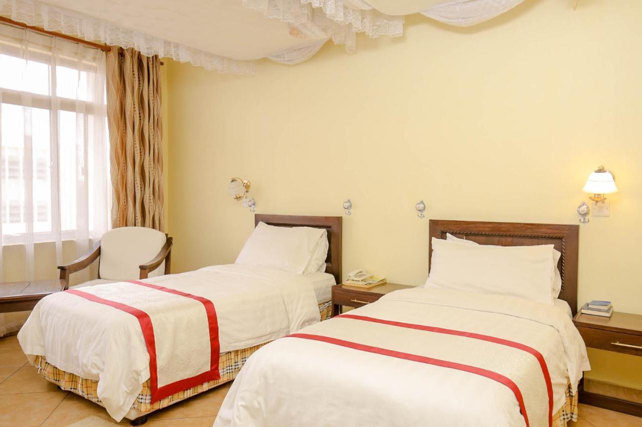 New Safari Hotel Аруша Екстериор снимка
