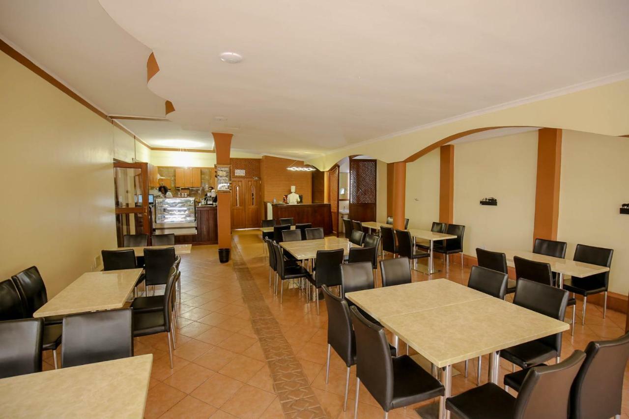 New Safari Hotel Аруша Екстериор снимка