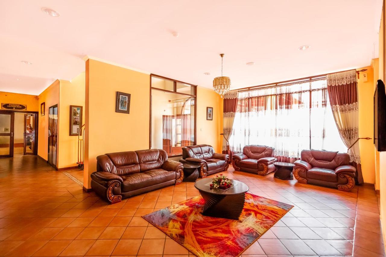 New Safari Hotel Аруша Екстериор снимка