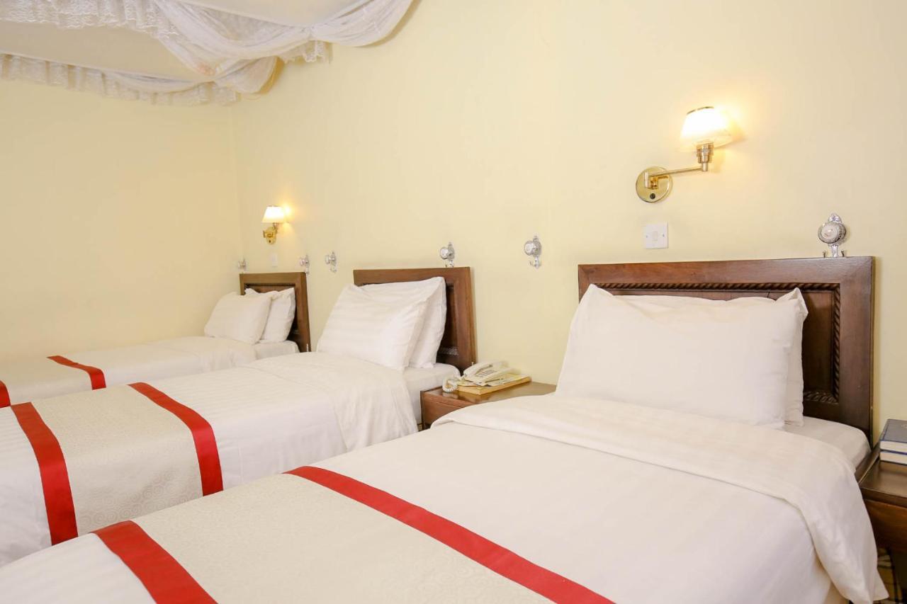 New Safari Hotel Аруша Екстериор снимка
