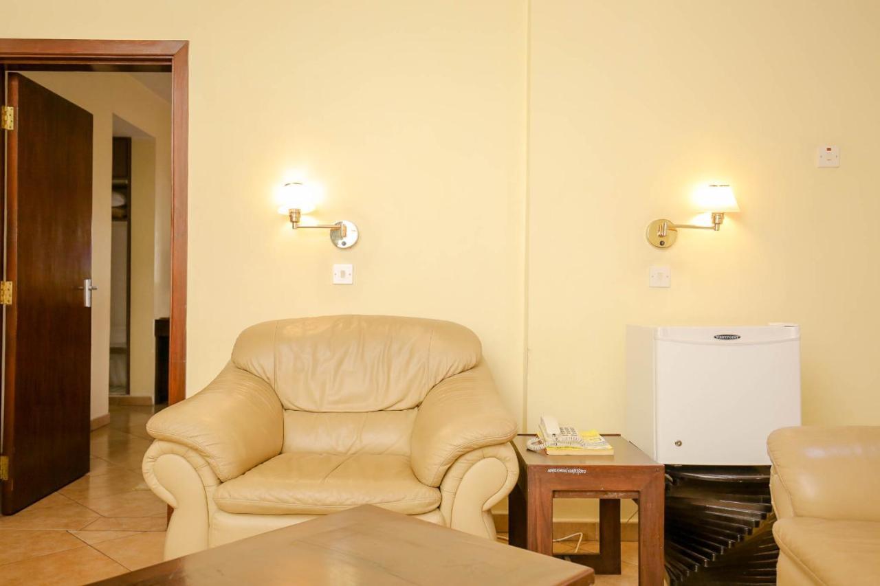 New Safari Hotel Аруша Екстериор снимка