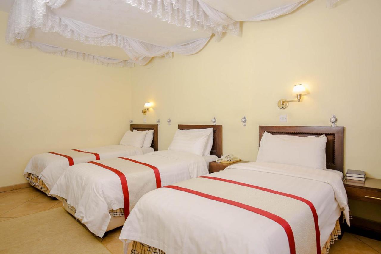 New Safari Hotel Аруша Екстериор снимка