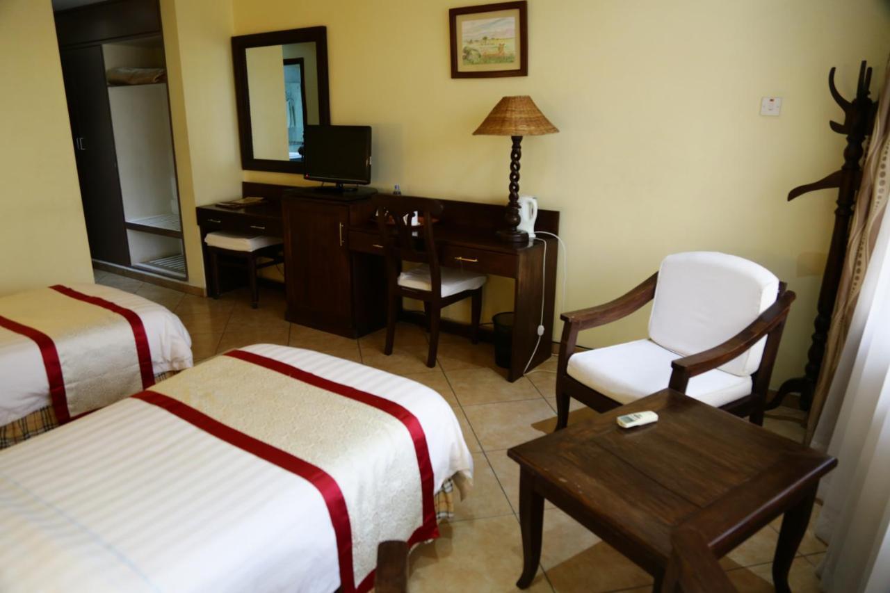 New Safari Hotel Аруша Екстериор снимка